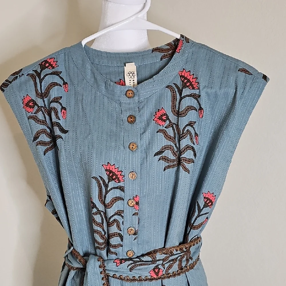 Uncle Frank by Ivy Jane Blue Floral Button-Front Tie Waist Barrel Leg Jumpsuit - Picture 3 of 13